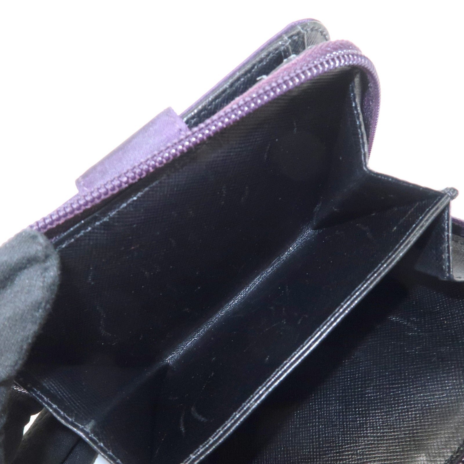 13qIo_49LgrF13e7yKA0JqawDn015kGLM