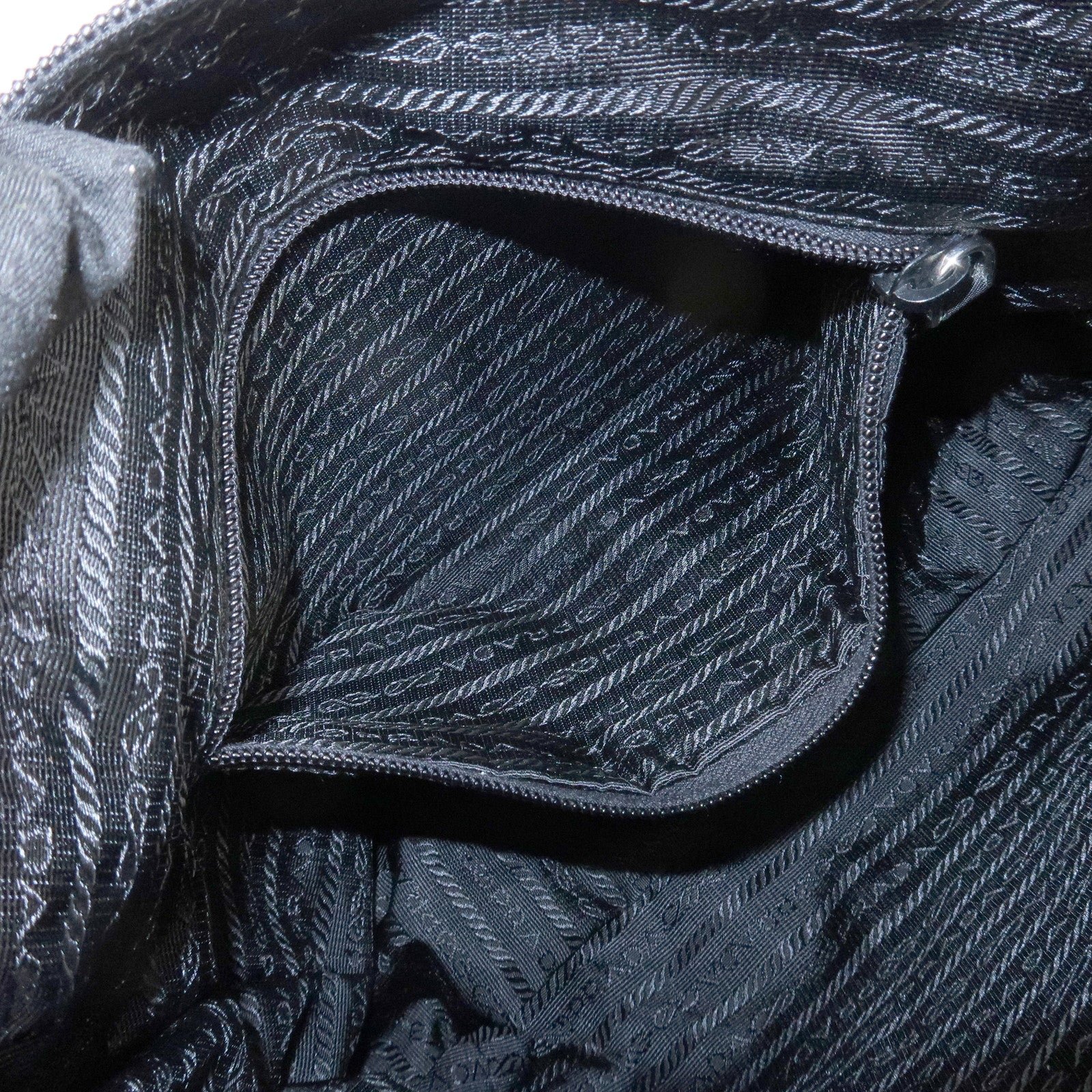 1UZZ4Dxgj5-FTzB1S5CjZqMDsEOWWmGJ9