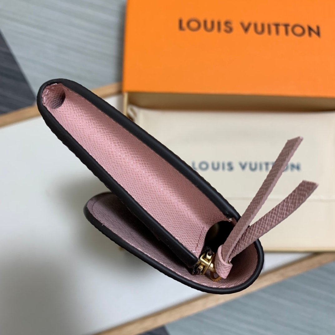 9ef898d0d0623f8ebc4db5b52534f36f8e556f26