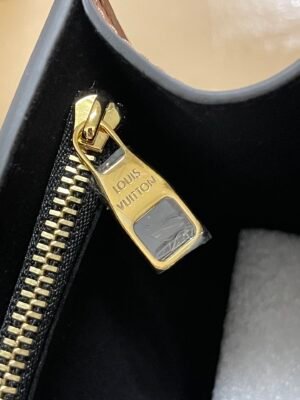 Dauphine Chain Wallet - 图片 10