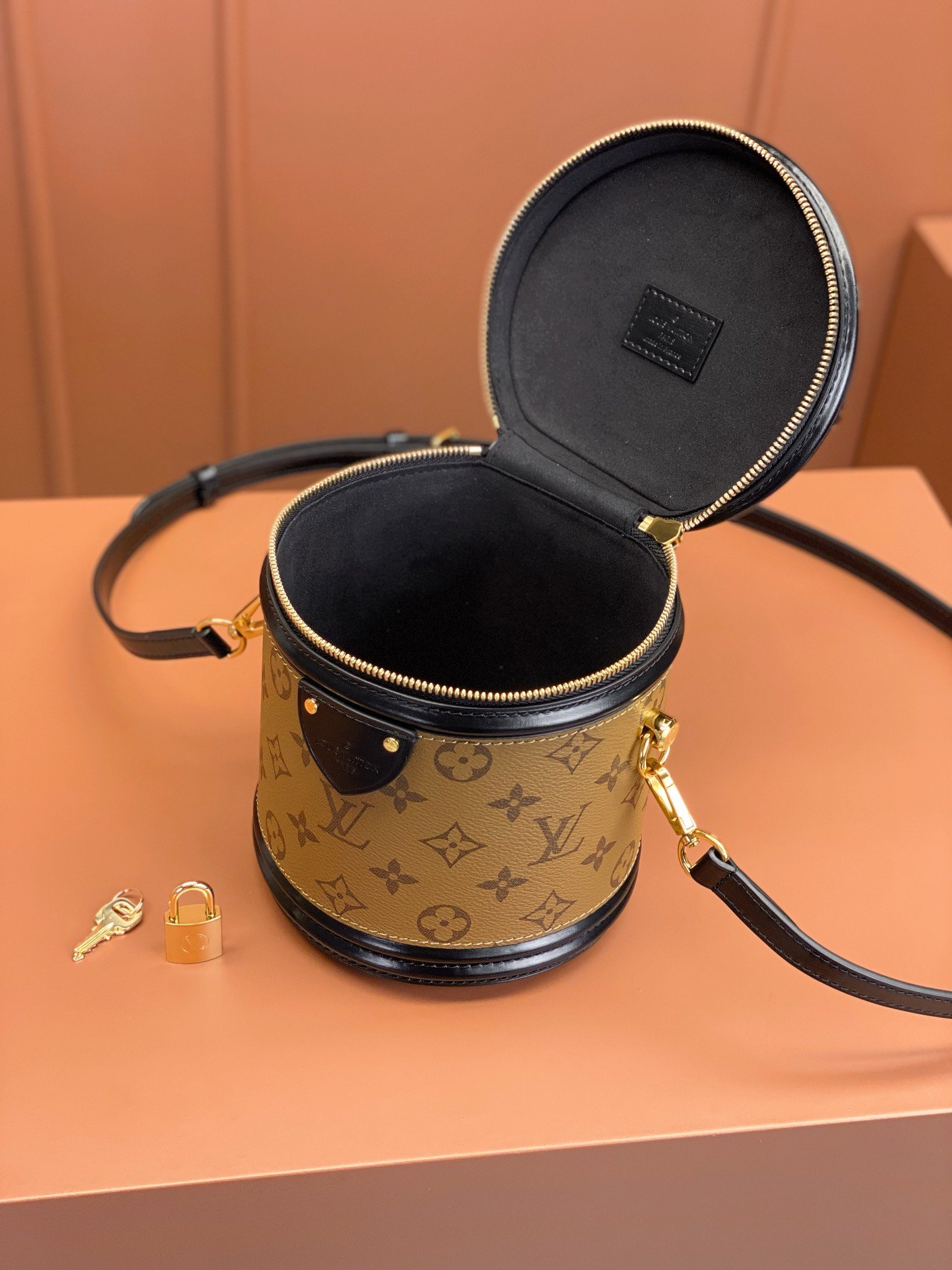 b6f9498a28f40148318122cbe5d5fc9cd3d6092a