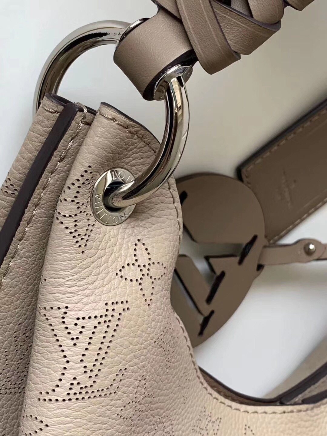 b818fb67201aaa6e27081e2fd0d2b93bc77c632f