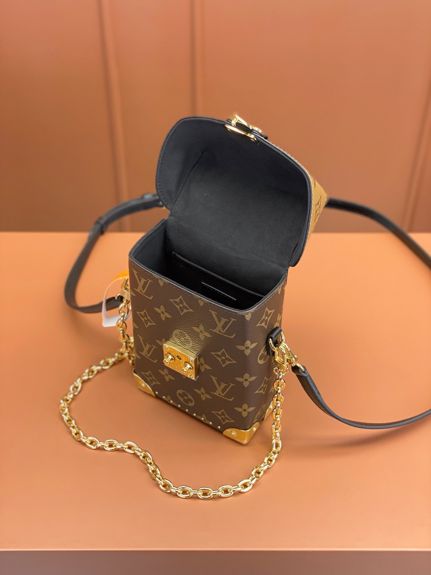 d46fa06c5cd079c8cf9a5918e24934dc62934ea3