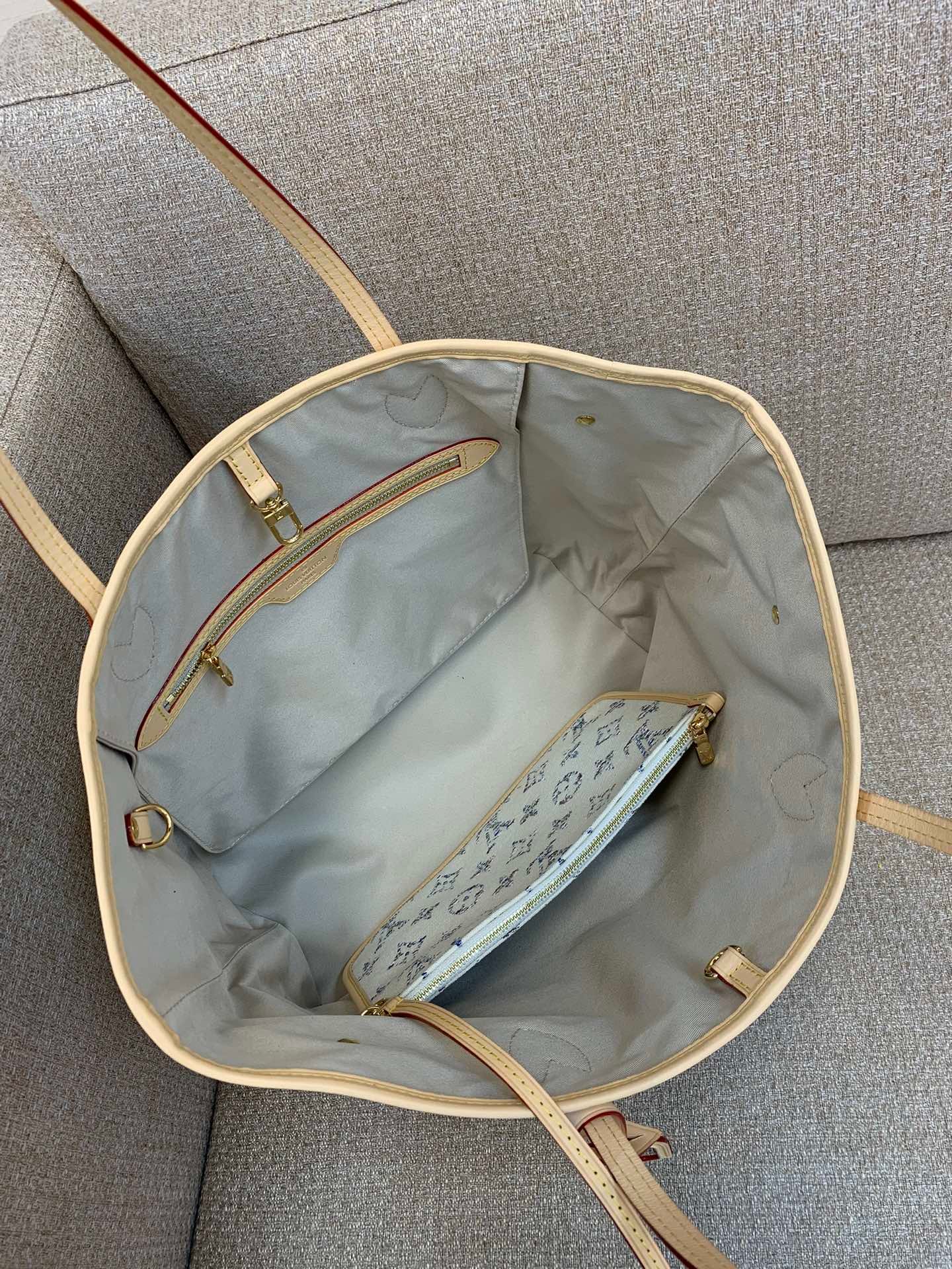 d9a9f9501c6c5e3d6f9bf533d1d56a7d1da8b91b