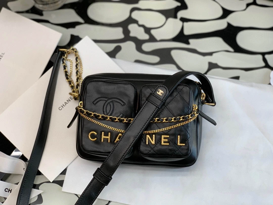 Casual Size: 20.5x14.5x9