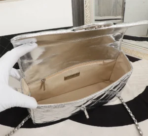 CHANE Hand Carry One Shoulder Crossbody Size: 26*17*7 Style Number: 8949 - 图片 3