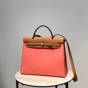 Casual Bag Size: 31cm