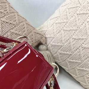 Dior Lady Dior in five-compartment patent detail - 图片 2