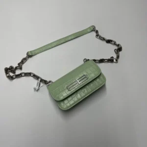 Crossbody Bags Size: 19✖️10✖️7cm