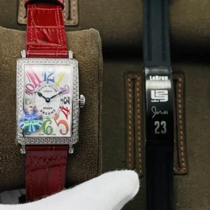 Franck Muller Diameter: 36.60 X26 mm