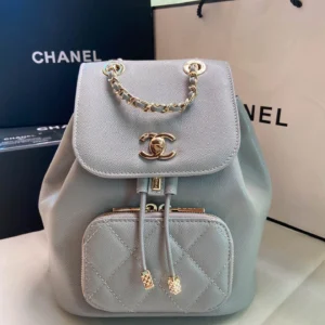 Backpack size: 19*20*12cm Model number: AS3530