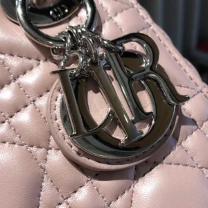 Classic size:17155cm in pearlescent pink - 图片 2