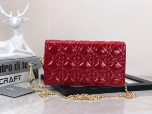 Diamond Classic Size: 22cm