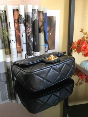 Chane Model: 2930# One shoulder can be worn crossbody Size: 18X6X14cm - 图片 5