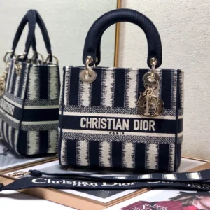 Lady Embroidery Collection Size:24cm