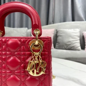 Cherry Red Sheepskin Size: 17cm Chain 120cm Model: C1004 - 图片 3