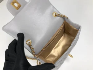 Chane Underarm Bag Metal Ball Model No. 1786# Size: 18.12.7 - 图片 2