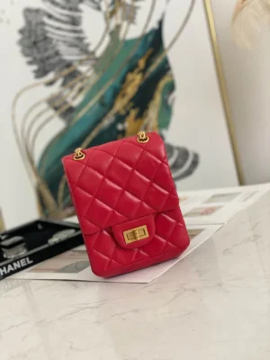 Chane Vintage Calfskin Size: 17 13.5 5.5cm Code: AS1326