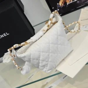 Chane Wrinkled Lambskin Size: 15 12.5 18cm - 图片 3