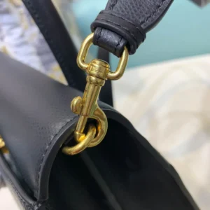 Cowhide Handbag Model:9322 Size: 30x22.5x16cm - 图片 3