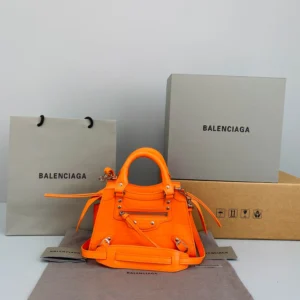Balenciag* Neo Classic biker bag model number: 92535 size: 40*54*21.5*34cm 25*33*13*20cm