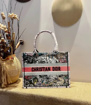 Book Tote Series Size: 41.5cm 36cm