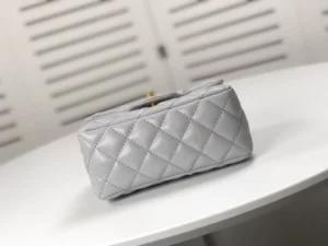 Chane Underarm Bag Metal Ball Model No. 1786# Size: 18.12.7 - 图片 3