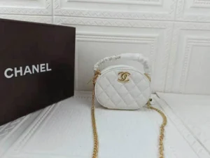 Chane Vintage Pleated Design Size: 13x10cm Style: 213