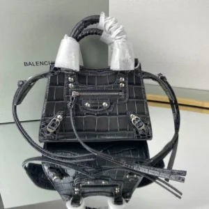 Balenciag* Neo Classic Biker Bag Size: 18