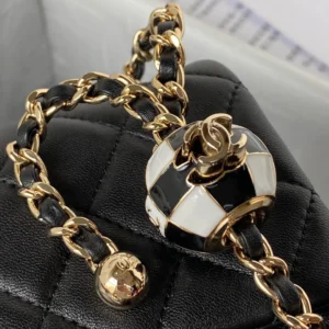 Chane Small Golden Ball One Shoulder Crossbody Model: AS1786 Size: 17cm - 图片 4