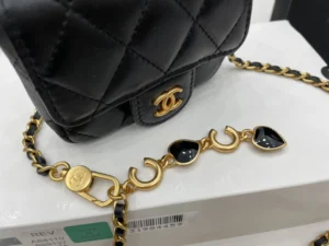 A68110 Chanel 22B Love Chain Waist Bag Size:7*10.3*2.5cm - 图片 3
