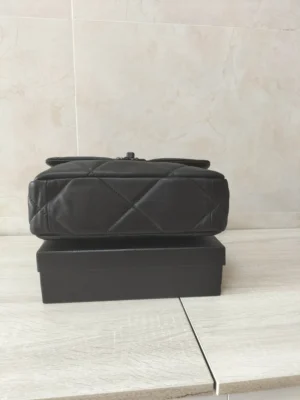 Chane1 Black Sheepskin Electric Black Style: 8069 Size: 26169cm - 图片 3