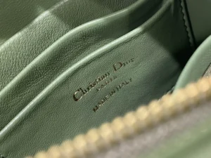 CARO woc zipped clutch size:19x14x3 model:5106 - 图片 5