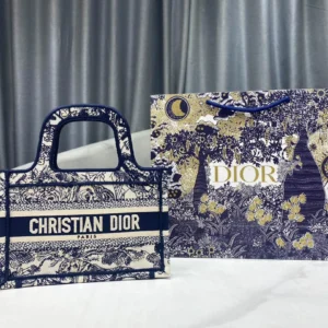 Book Tote Handbag Size: 22.5x24x8 cm