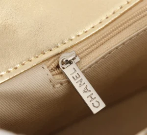 Chane Handbag One Shoulder Size: 26.17.7 Style: 8949 - 图片 5