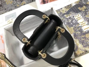 Dioramour Limited Edition Size: 17 x 15 x 7 cm Model : M0505 - 图片 4