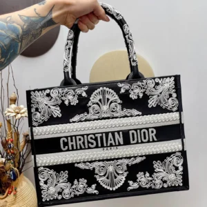 Book Tote Series Size: 41.5cm 36cm 22cm