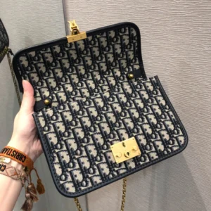 Classic Letter Chain Bag Size :24cm - 图片 5