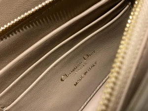 CARO woc zipped clutch size:19x14x3 model:5106 - 图片 5