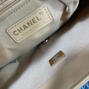 Chane One Shoulder Crossbody Model: AS2842 Size 24 6.5 18cm - 图片 6