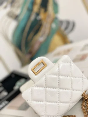 Chane Vintage Calfskin Size: 17 13.5 5.5cm Code: AS1326 02852 - 图片 4