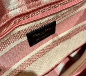 Lady D-Lite 5-panel embroidery Size: 24 x 20 x 11 cm - 图片 3