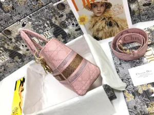 Lady 5 compartments embroidered fabric Size: 24x20x11 cm Model: M0565 - 图片 3