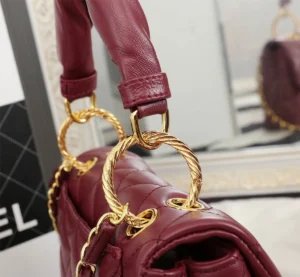 CHANE Sheepskin Hand Carry Crossbody Size: 25178cm Style Number: 68938 - 图片 8