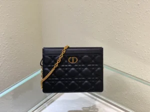 CARO woc zipped clutch bag Size:19x14x3 Model:5106