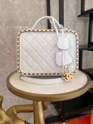 Chane Vanity case Vintage Cosmetic Bag Model: 93343 Size: 21cm - 图片 4