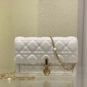 Lady Dior clutch size: 3105 Size: 19.5 x 12.5 x 5 cm