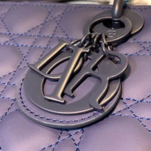 lady 24cm frosted blue Ref: M0565 Size: 24*12*20cm - 图片 9