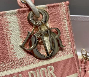 Lady D-Lite 5-panel embroidery Size: 24 x 20 x 11 cm - 图片 4