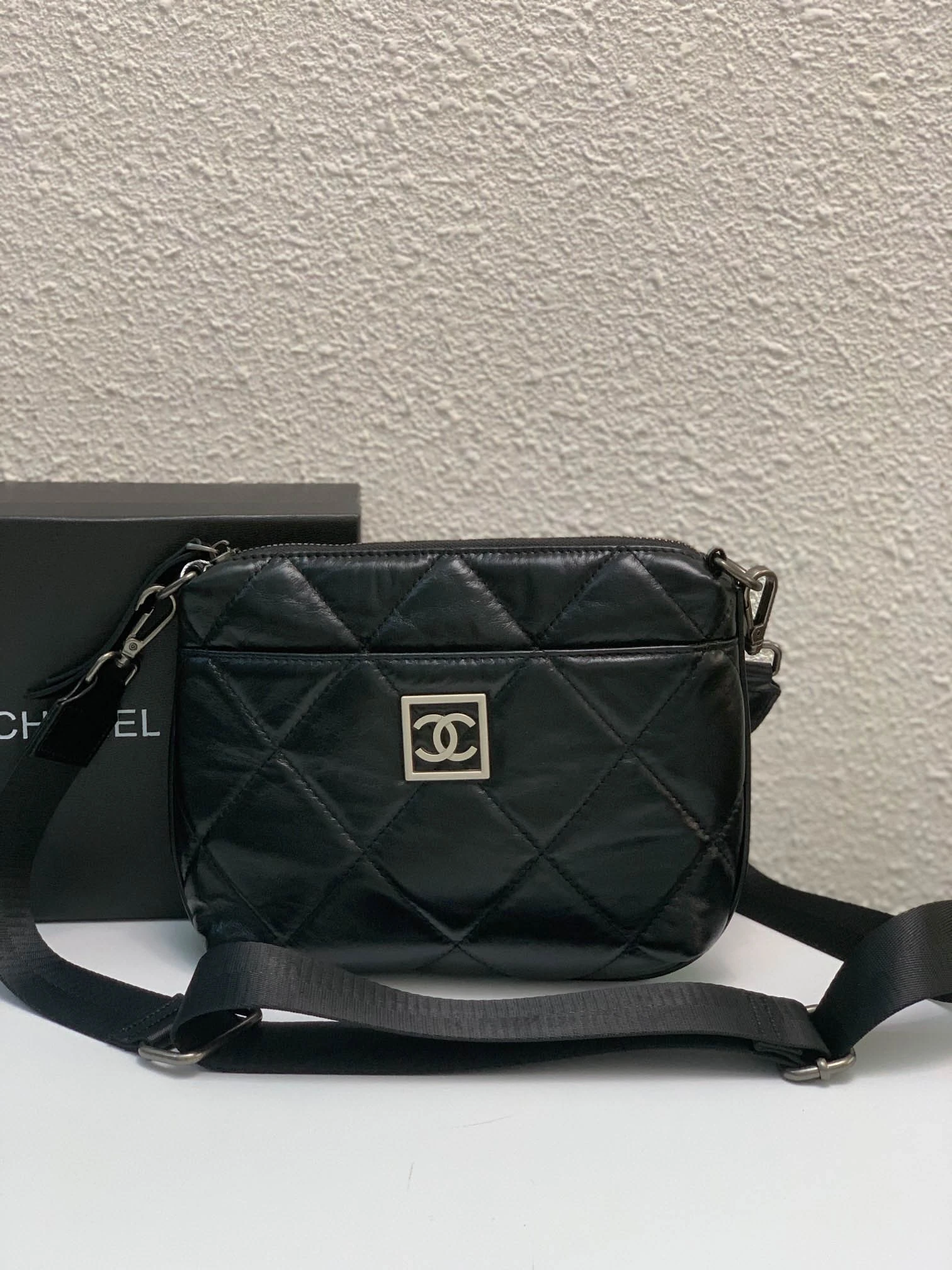 Casual bag Size: 23x18cm